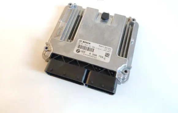 BMW 4 F32 F33 Engine control unit/module 8598759