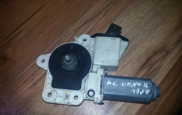 Opel Signum Rear door window regulator motor 24414777