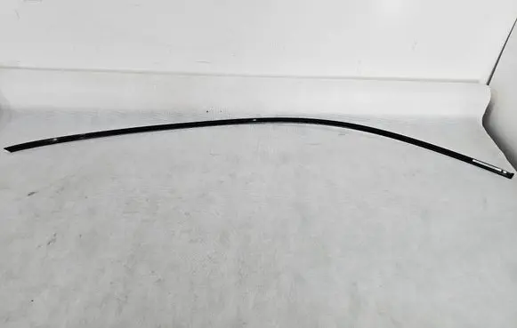 Volvo XC60 Sliding door trim (molding) SPEED32237245 32237245