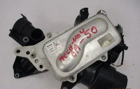 Renault Talisman Oil filter mounting bracket 152088678R
