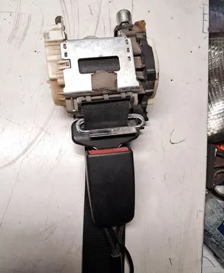 Mercedes-Benz CL C216 Rear seatbelt 33057996DBR216