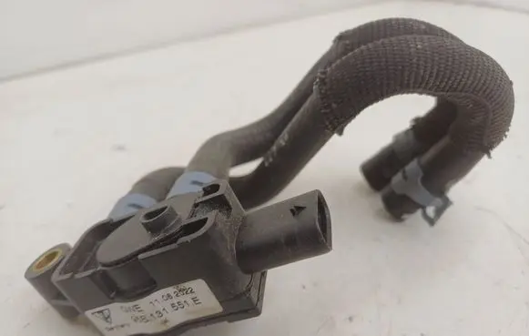 Porsche Macan (95B) Air pressure sensor 95B131551E