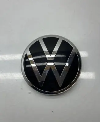 Volkswagen Multivan T7 Manufacturer badge logo/emblem 3CN853601D
