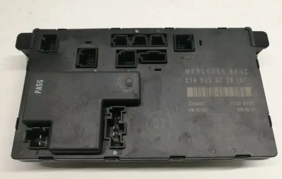 Mercedes-Benz E W211 Door control unit/module A2198200726 2198200726