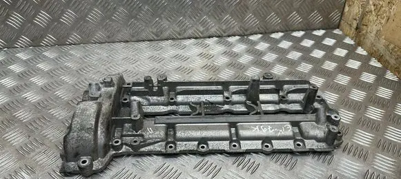 Mercedes-Benz E W212 Rocker cam cover A6420101930 220022A00