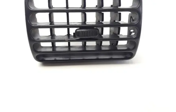 Peugeot 406 Dash center air vent grill 223335