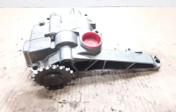 Mercedes-Benz Vito Viano W639 Oil pump A6421810847