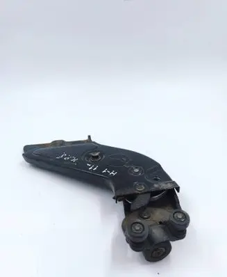 Hyundai H-1, Starex, Satellite Sliding door lower roller guide/hinge 