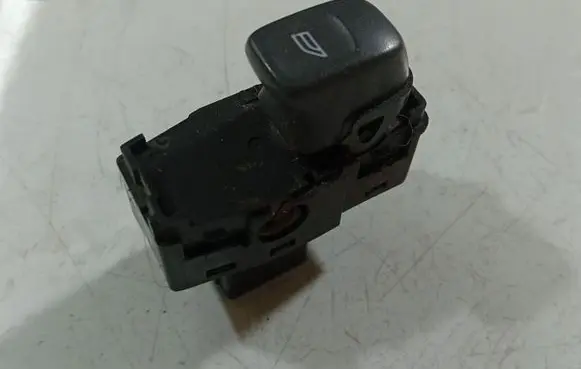 Volvo S60 Electric window control switch 9472275