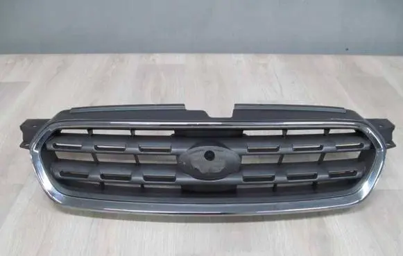Subaru Outback Front grill 35448