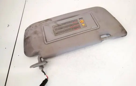 Nissan Primera Sun visor
