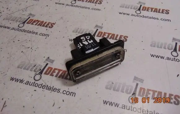 Mercedes-Benz E W211 Number plate light A2038200256