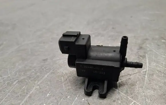 Opel Astra H Turbo solenoid valve 72244800