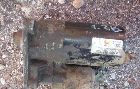 Renault 19 Starter motor 0986016400
