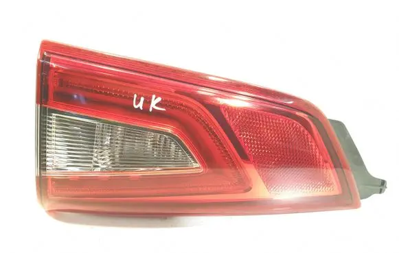 Nissan Qashqai Tailgate rear/tail lights 265554EA5A