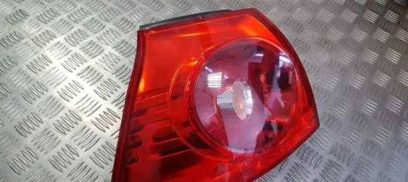 Volkswagen Golf V Rear/tail lights 1K6945095E 028490102B