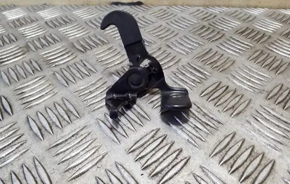 KIA Sportage Engine bonnet/hood lock/latch loop/hook 