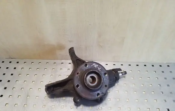Peugeot 3008 I Front wheel hub