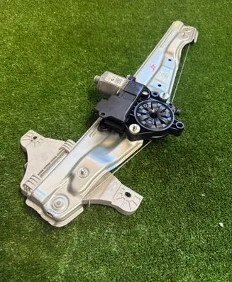 Hyundai Ioniq 5 Front door electric window regulator 82450GI010