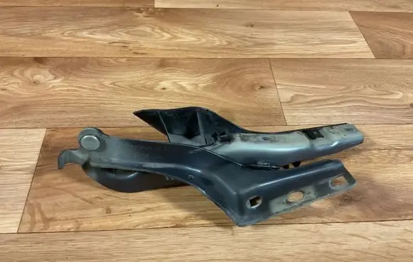 Peugeot 308 Engine bonnet/hood hinges 9656739580