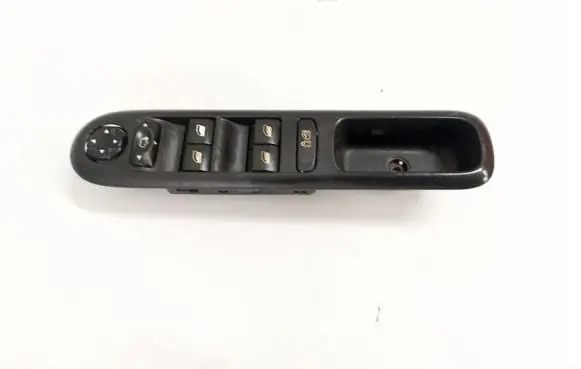Peugeot 5008 Electric window control switch 96650621ZD