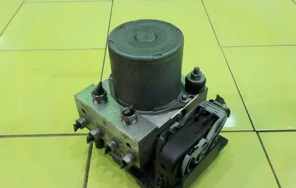 Jaguar XF X250 ABS Pump 0265236279 TP141