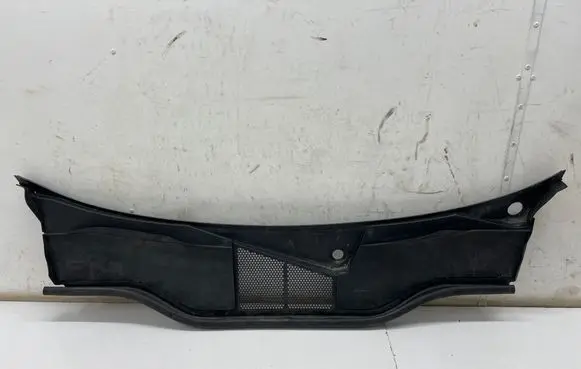 Audi Q8 e-tron Wiper trim 4KL819448 4KL819447 4KL819403