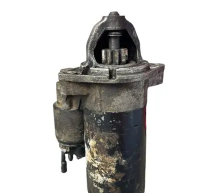 BMW 5 E39 Starter motor 1005821788 0001108157 1740374
