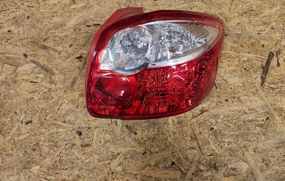 Toyota Auris 150 Rear/tail lights 8155102530