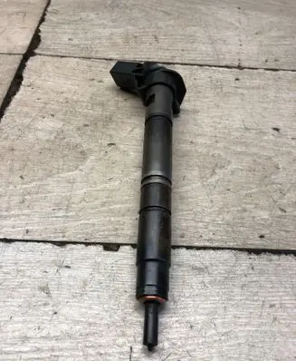 Audi A6 C7 Fuel injector 059130277CD