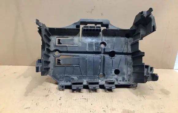 Peugeot 508 Battery tray 9686469580