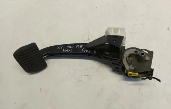 Volvo XC90 Brake pedal 32264553