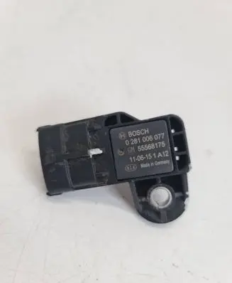 Opel Insignia A Air pressure sensor 0281006077