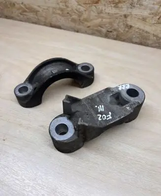 BMW 7 F01 F02 F03 F04 Sway bar bush bracket, front 6776210 6777870