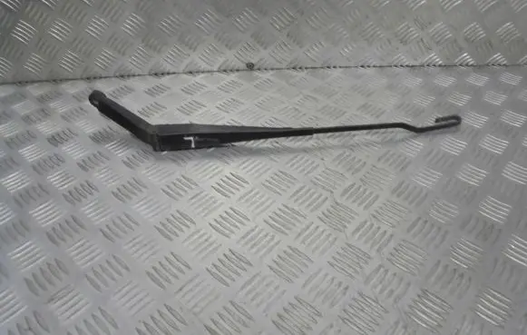 Ford Mondeo Mk III Front wiper blade arm