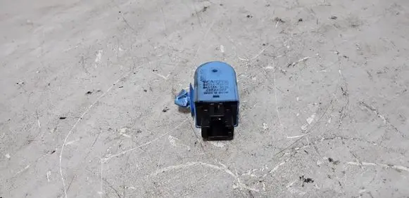 Lexus CT 200H Parking PDC sensor speaker 8934372010 0689004690