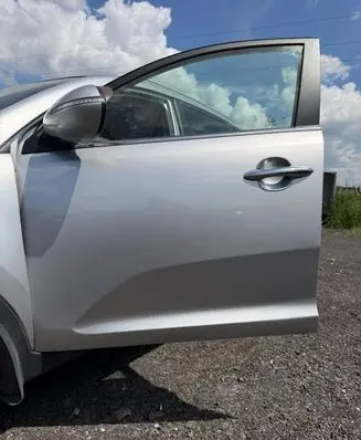 KIA Sportage Front door