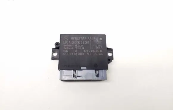 Mercedes-Benz E W212 Parking PDC control unit/module A0009008004