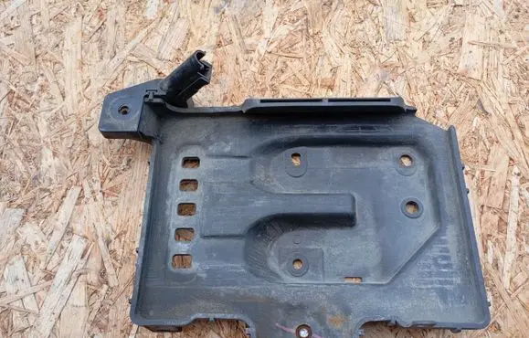 Hyundai i30 Battery tray 371502H000