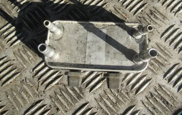 Land Rover Discovery Sport Fuel cooler (radiator) GJ329N103AA