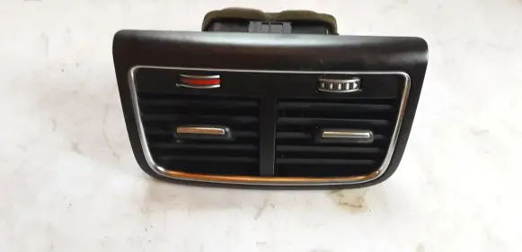 Audi A4 Allroad Rear air vent grill 8K0819203