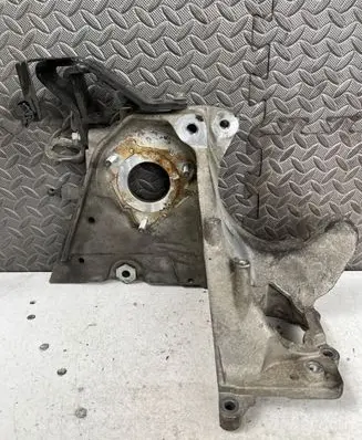 Opel Insignia A Fuel pump bracket 55566003