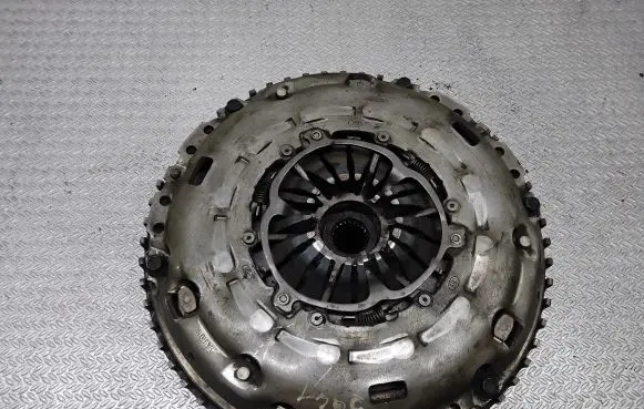 Mazda 6 Clutch set kit RF3016610 RF3016460A