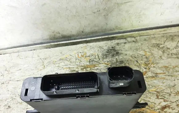 Volkswagen Touareg I Keyless (KESSY) go control unit/module 3D0909135S