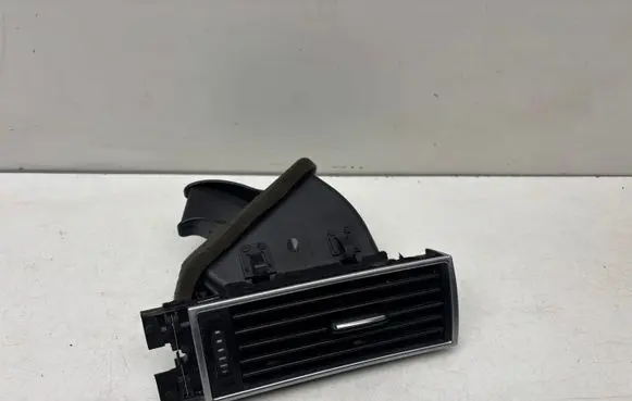 Audi A6 S6 C6 4F Dashboard side air vent grill/cover trim 4F1820902D