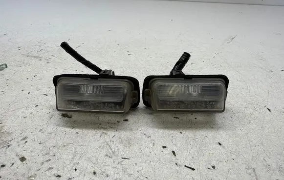 Toyota Yaris Number plate light