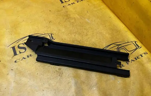 Mercedes-Benz GLS X166 Bracket in trunk/boot A1666843000
