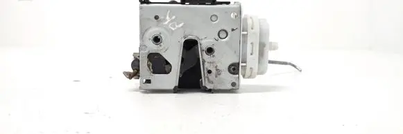 Audi A4 S4 B5 8D Front door lock 8D1837015A