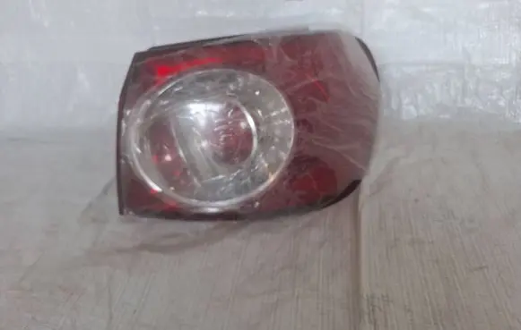 Volkswagen Golf Plus Rear/tail lights 5M0945096S
