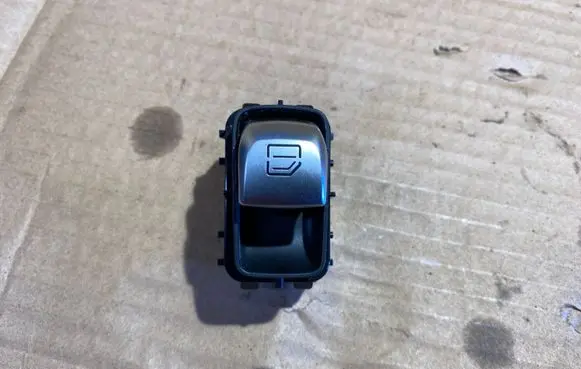Mercedes-Benz S W222 Electric window control switch A2229051904